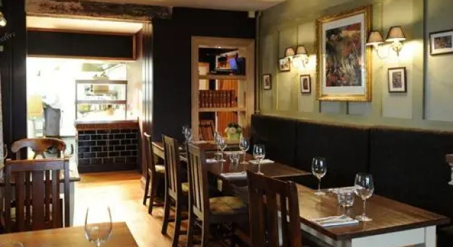 The Crown of Cookham, Забронировать Отель Бизнес-отели Англии, 4* 5*