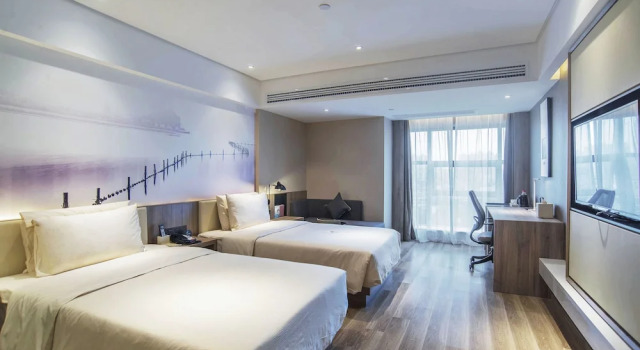 Двухместный номер Superior Atour Hotel Red Star Changsha
