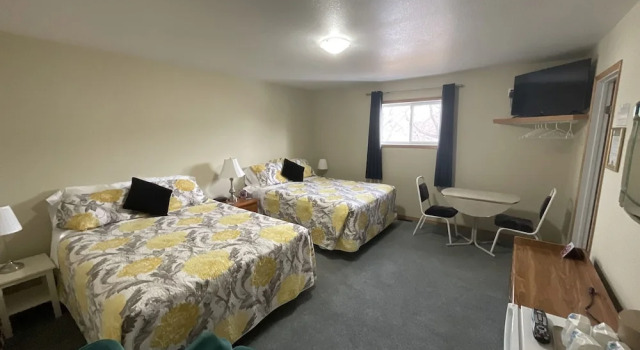 Newcastle Country Inn, Rezerwuj Hotel Drumheller 