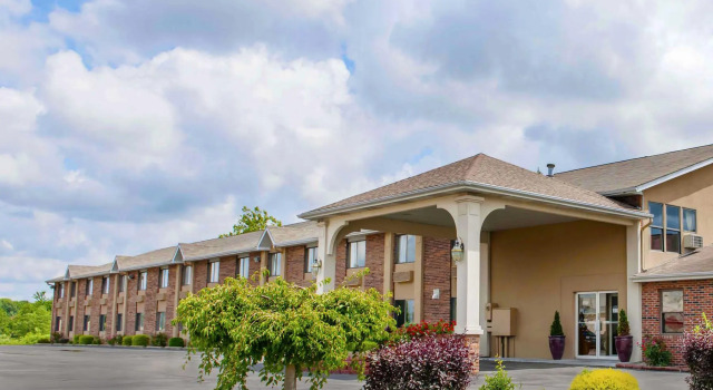 Номер Standard Quality Inn I-74 Batesville