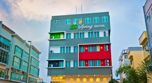 De Spring Hotel