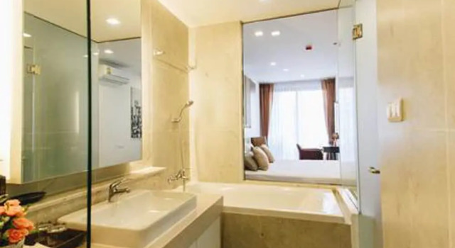 Полулюкс с балконом Prime residence Astra