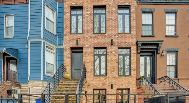 Shared Yard Space! Garden-level Unit in Bed-stuy, Book Lejlighed New York City 