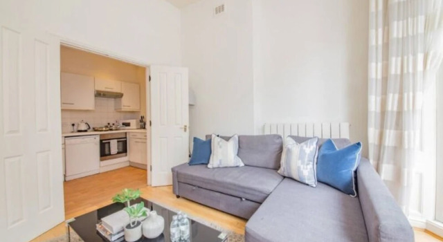 Immaculate 2 Bedroom Apartment in Central London
