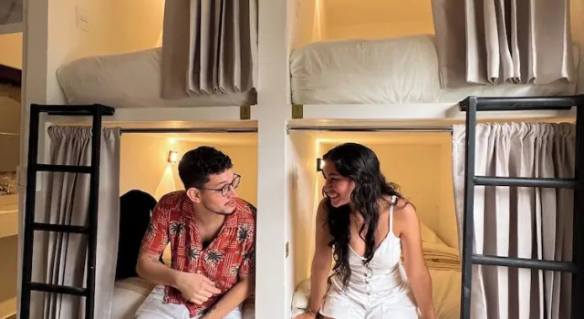 Кровать в общем номере Casa Helena Getsemaní