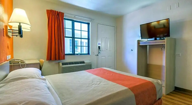 Номер Standard Motel 6-San Dimas, CA - Los Angeles