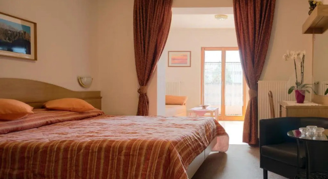 Полулюкс Hotel Sonne Sole