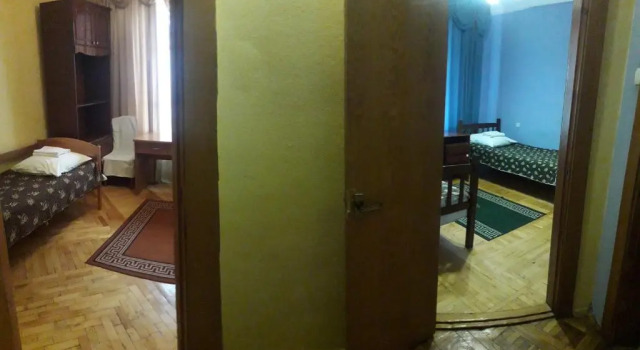 Кровать в общем номере Kolos Hotel Obolon