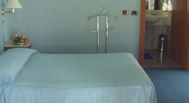 Hotel Excelsior Bay, Забронировать Отель Мальчезине Garda Veneto, рядом с Замок Скалигеров