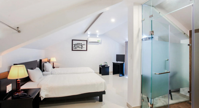 Riverside White House Boutique Hotel, Забронировать Бутик-отель Отели Хойан 3 звезды, рядом с Актовый зал китайской конгрегации Хайнань, 3*