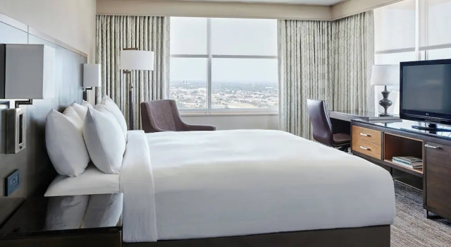 Двухместный номер Standard с видом на реку New Orleans Marriott