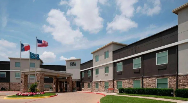 Номер Standard Four Points by Sheraton Dallas Arlington Entertainment District