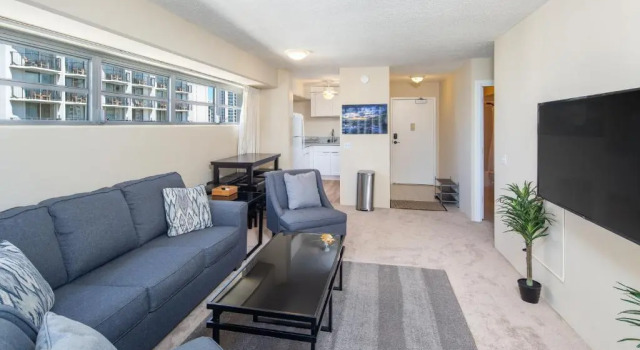 Апартаменты Ocean View from Lanais-2 Blocks to Waikiki Beach - Free Parking