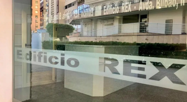 Апартаменты Apartment Near Levante Beach
