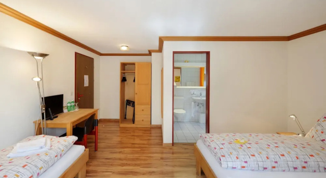 Трёхместный номер Standard Hotel Alpha Thun