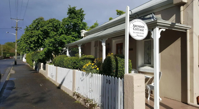 Arendon Cottage, Rezervasyon Tatil Evi Tasmanya kır evleri, Küçük Ev