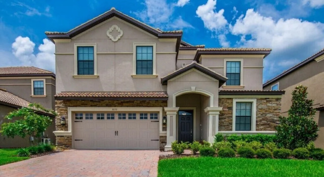 5 Star World Class ! 8 Bedroom Villa