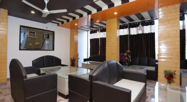 OYO 14686 Seven Heavens, Rezervovat Hotel Mussoorie Uttarakhand