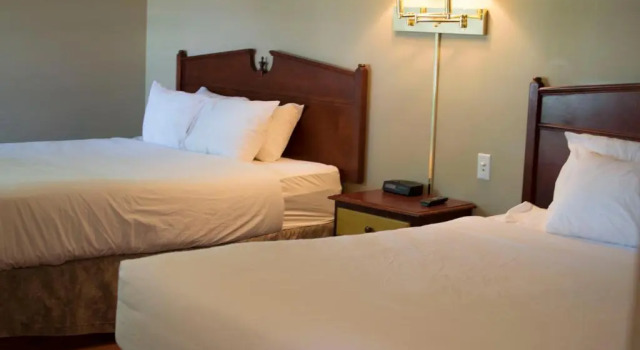 Двухместный номер Standard Waterton Lakes Lodge Resort