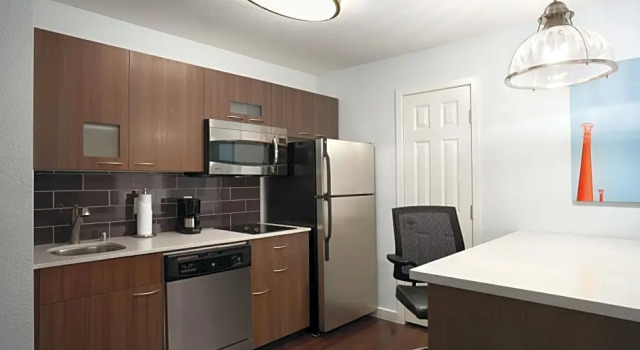 Четырёхместный люкс c 1 комнатой Hyatt House Pleasant Hill