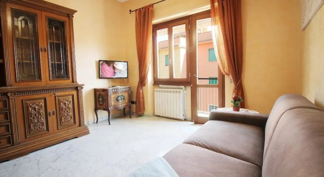 Monteverde Ozanam apartment with Garage, Забронировать Апартаменты/квартира Отели Рима с парковкой, рядом с Больница Святого Камилло, Парковка