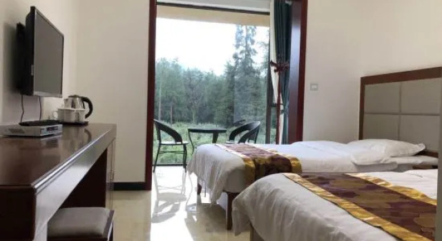 Emeishan Jinguiyuan Leisure Center, Varaa Hotelli Hotellit Sichuan pysäköinnillä, Pysäköinti