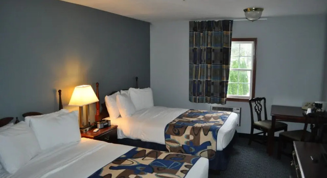 Номер Economy Grand Islander Hotel