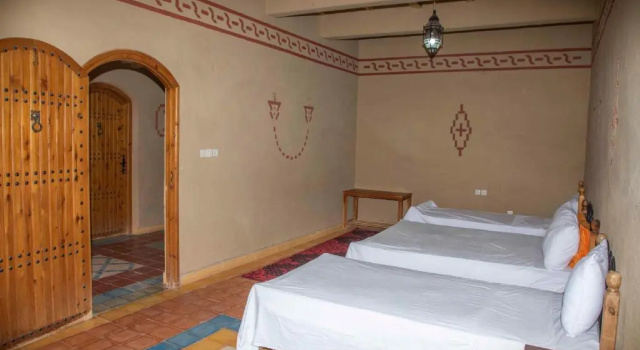 Четырёхместный номер Standard Hotel Awayou