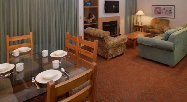 Люкс c 1 комнатой с балконом Riviera Oaks Resort by Coolvacay