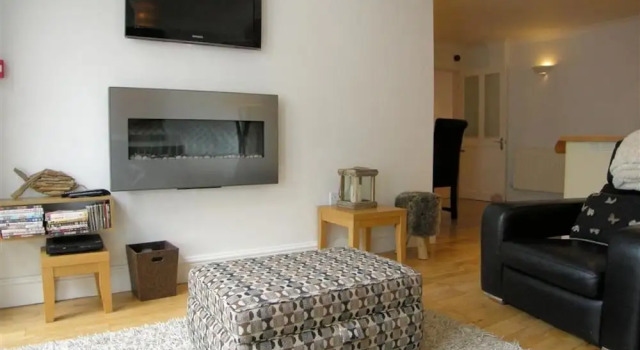 Victoria Street 37, Flat 1