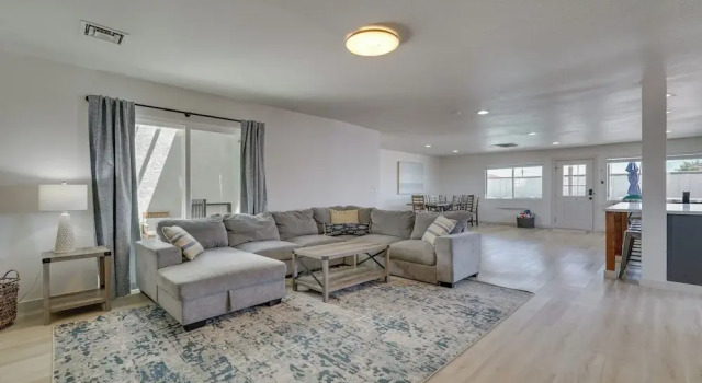 Pool, Game Room, Hot Tub: Lake Havasu City Oasis!, Забронировать Отель Лейк-Хавасу-Сити штат Аризона