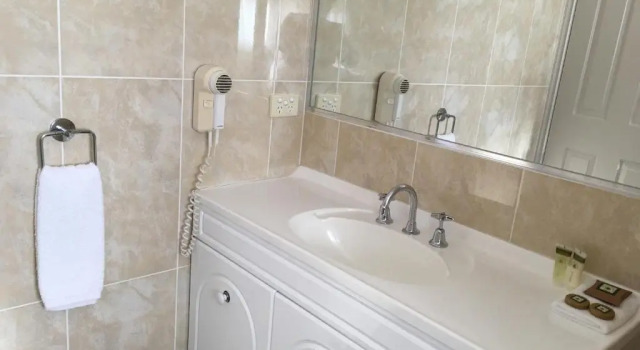 Двухместный номер Standard Tuckerbox Motor Inn