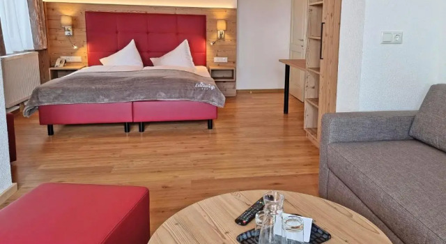 Семейный номер Standard с балконом Hotel Gasthof Edelweiß