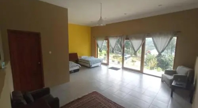 Villa Eco Resort Puncak, Mountain View,Private Pool,and Kitchen, Book Resort Cipanas West Java