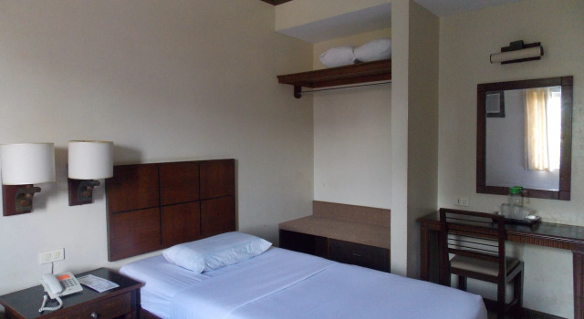 Mo2 Days Inn, Reservar Hotel Bacolod Negros Occidental
