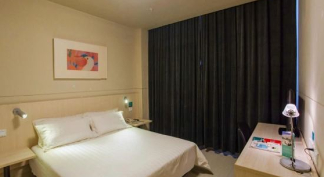 Люкс Deluxe Jinjiang Inn Beijing Lianshi East Road