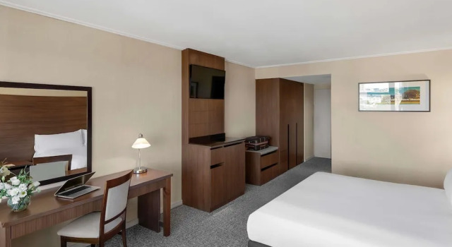 Двухместный номер Deluxe с видом на город The Sydney Boulevard Hotel