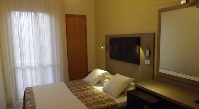 Hotel Thea, Забронировать Отель Отели в центре Беллария-Иджеа-Марина, в центре