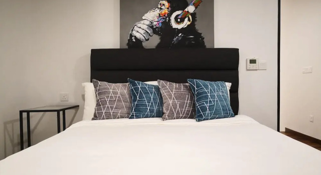 Номер Luxury с 3 комнатами с балконом и с видом на море The Landmark Penthouse Luxury Condo by Casa Accommodation