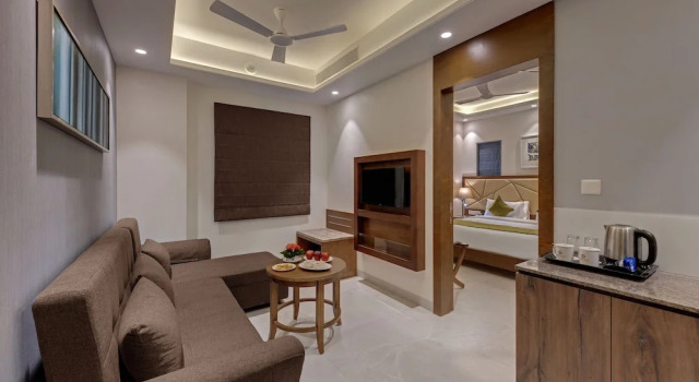 Click Hotel Aurangabad