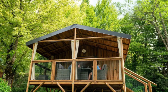 Коттедж Premium Camping Collonges-la-Rouge