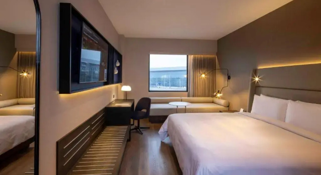 Номер Superior Wyndham Grand Costa Del Sol Lima Airport