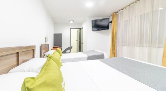 Hotel 52