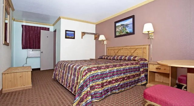 Номер Standard National 9 Inn - Placerville
