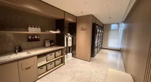 JI Hotel (Guangzhou Baiyun Airport T2T3 Terminal), Rezervovat Hotel Hotely v Guangdong s bazénem, Bazén