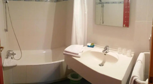 Трёхместный номер Standard Le Relais de Vacherauville