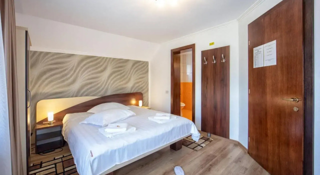 Amedeia, Rezervovat Hotel Hotely v Prahova Valley s parkováním, Parkování
