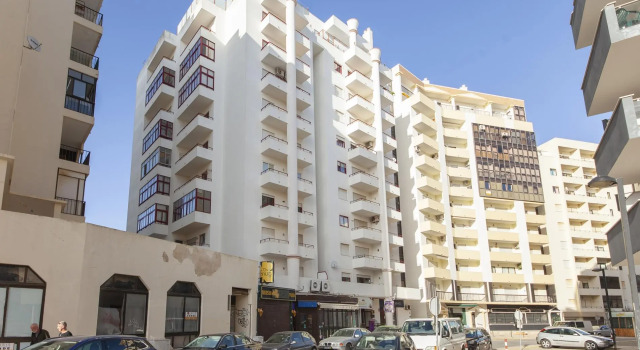 B25 - Candimar Beach Apartment, Забронировать Апартаменты/квартира Портиман Барловенто, рядом с Казино Algarve