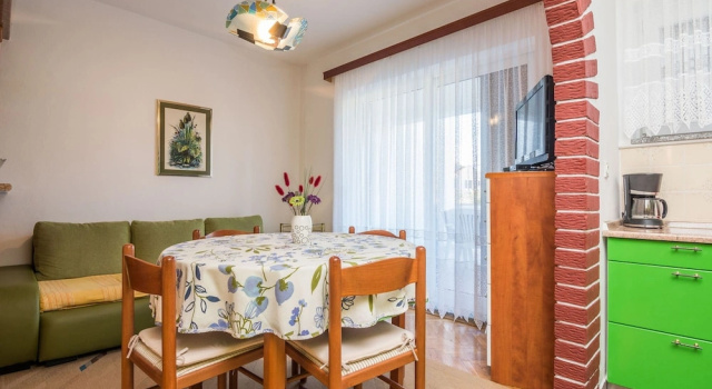 Beachfront Apartment Liveri 4, Забронировать Апартаменты/квартира Апартаменты Вир, Апартаменты/квартира