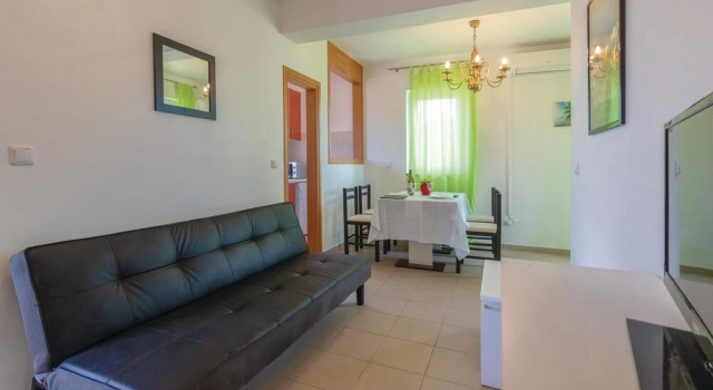 Amazing Home in Ugljan With Wifi and 1 Bedrooms, Foglalás Szálloda Island Ugljan Ugljan